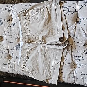 Old Navy twill short